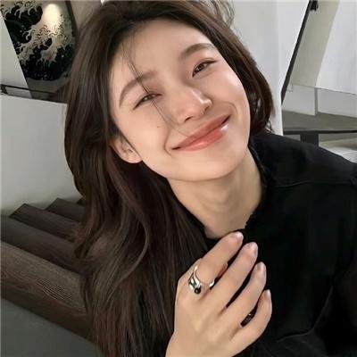 艾莎·班克斯 